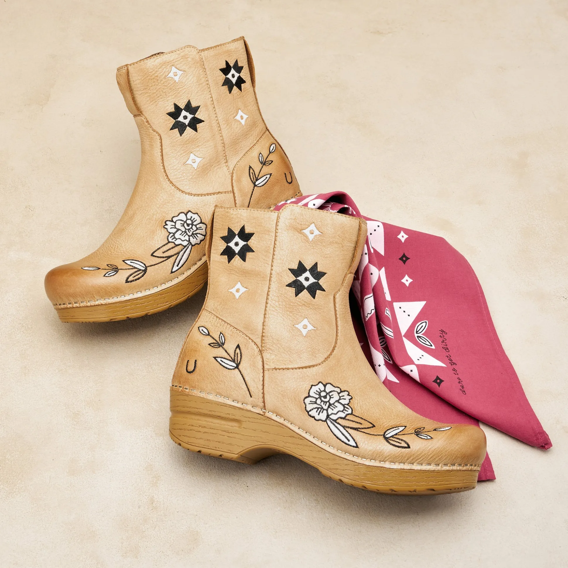 Jenni Boot & Bandana