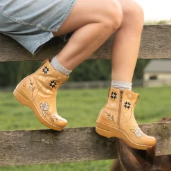 Jenni Boot & Bandana